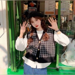 Yesstyle Button-Up Balloon-Sleeve Blouse